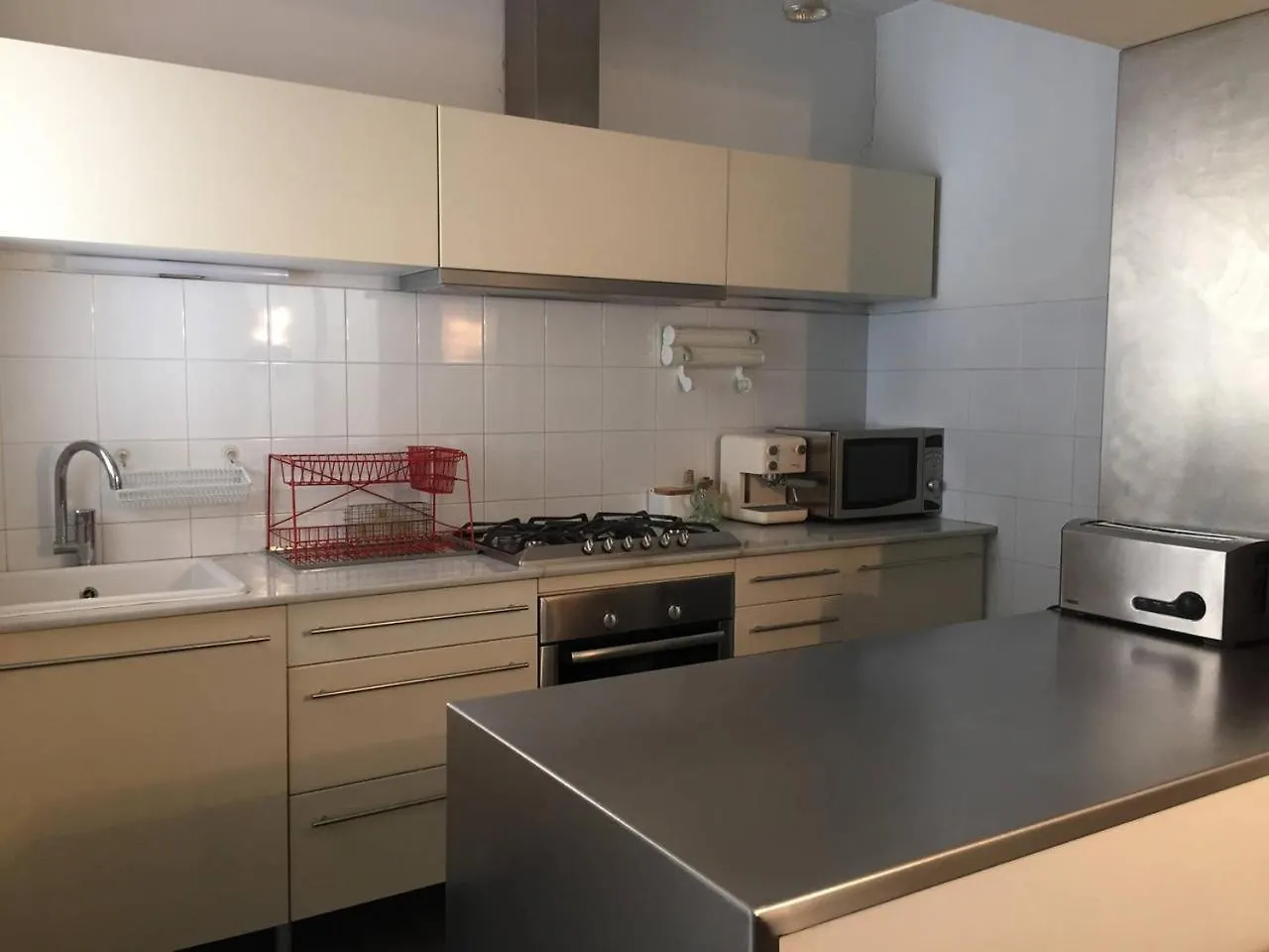 Beautiful & Bright Apartment Near Ramblas Barcelona Spanien